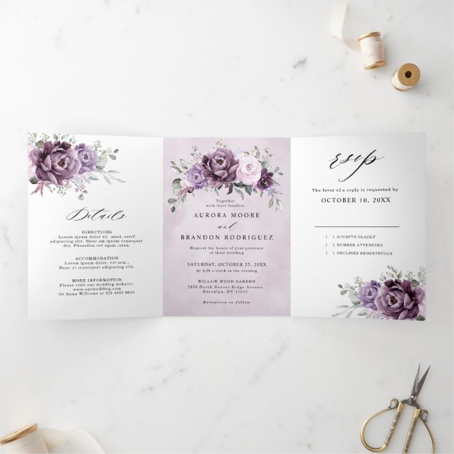 Anúncio Com Dobra Tripla Tons de Flores de Púrpura Empoeirada Casamento Flo (Dentro)