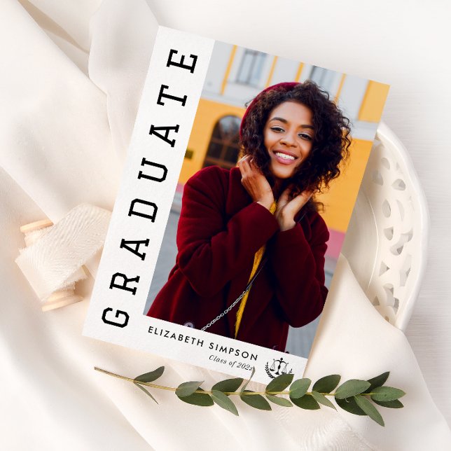 anúncio da graduação em direito moderno do texto d (Criador carregado)