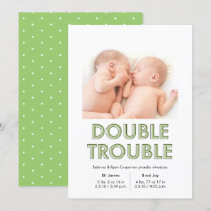 Anúncio de bebê de gêmeos verdes com problemas 
