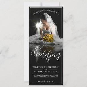 Anúncio de casamento com noiva sentada - Clássica