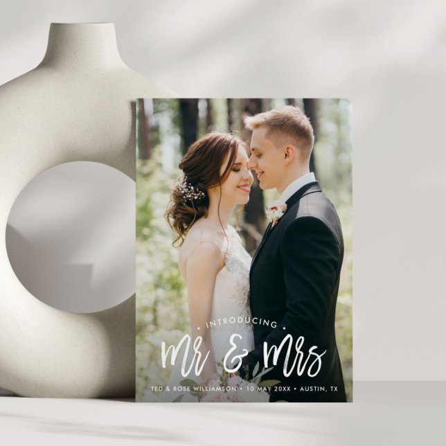 Anúncio de casamento do roteiro de pincel escrito (Criador carregado)