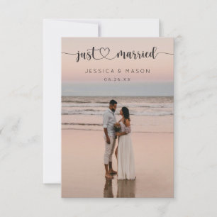 Anúncio de Casamento Recém-Casados com Letra de Co