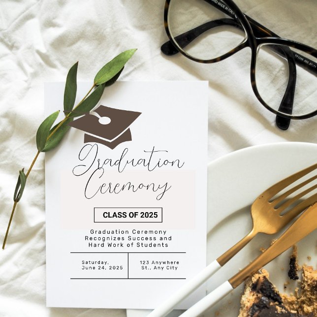 Anúncio de Cerimônia de Graduação Simples (Simple Graduation Ceremony Announcement
)