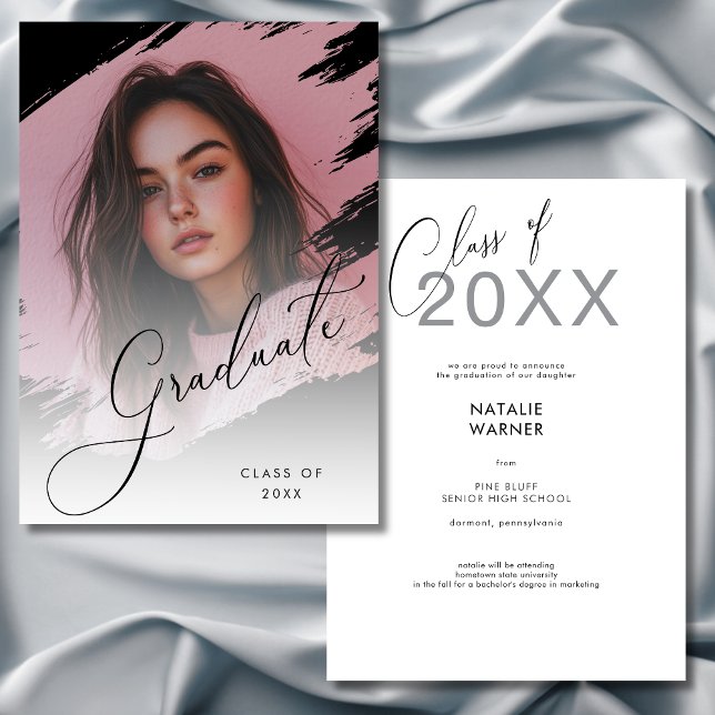 Anúncio de Formando Preto e Branco da Foto Moderna (Modern Photo Black & White Grad Announcement)