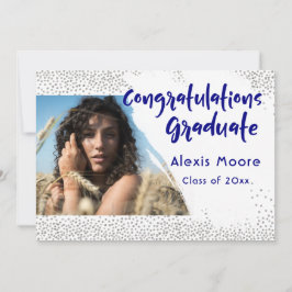 Anúncio de Formatura com Confetes Prateados/Texto