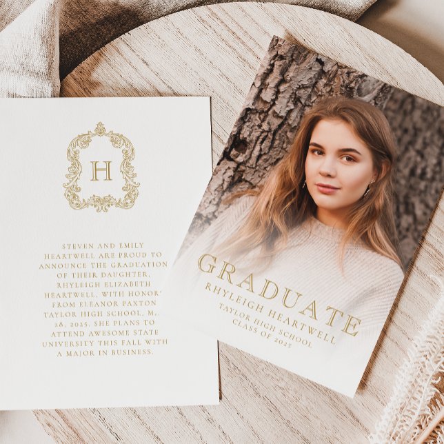 Anúncio de Formatura com Foto Dourada e Branca Mon (Criador carregado)