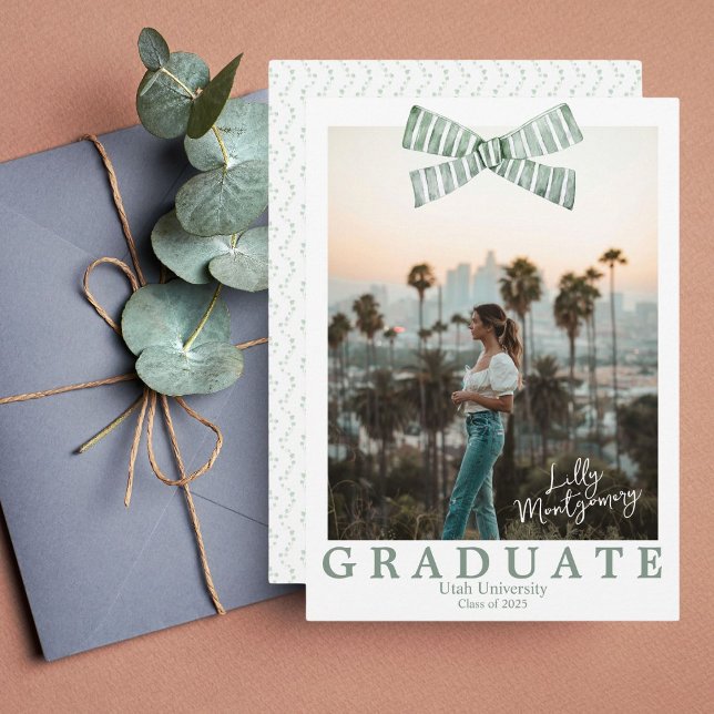 Anúncio de Formatura com Foto e Laço Verde Coquett (Criador carregado)