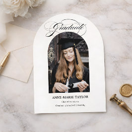 Anúncio de Formatura com Foto e Letreiro em Arco