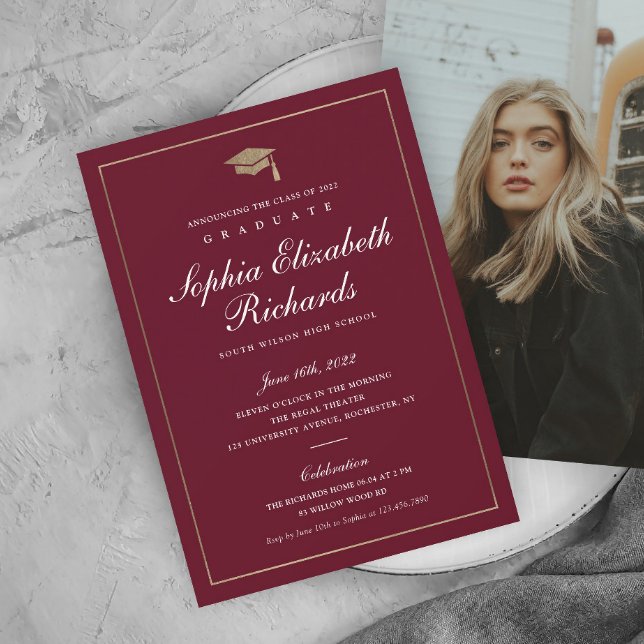 Anúncio de Formatura com Foto em Script Clássico D (Elegant calligraphy maroon and gold photo graduation announcement.)