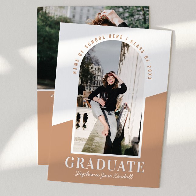 Anúncio de Formatura com Gradiente Neutro de Foto  (Criador carregado)