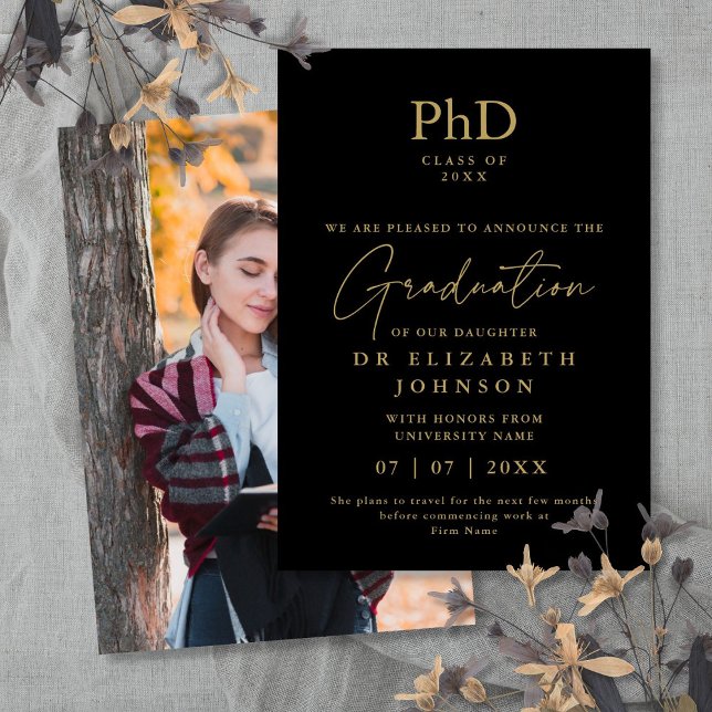 Anúncio de Foto de Diploma de PhD Preto e Dourado (Black And Gold PhD Degree Photo Announcement)