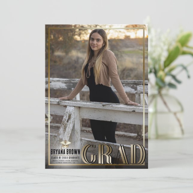 Anúncio de Foto de Formatura Duo Grad Grad com Bor (Em pé/Frente)