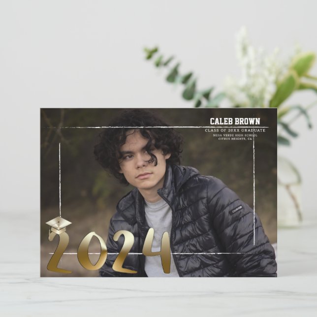 Anúncio de Foto de Graduação de Formando de Limite (Em pé/Frente)