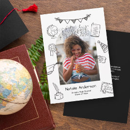 Anúncio de Graduação com Arco Chic Desenhado à Mão