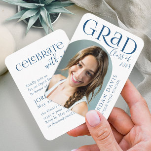 Anúncio de Graduação com Foto de Arquitetura Moder