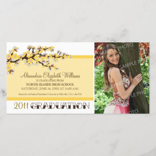 Anúncio de graduação de cerejeira em flor (amarelo