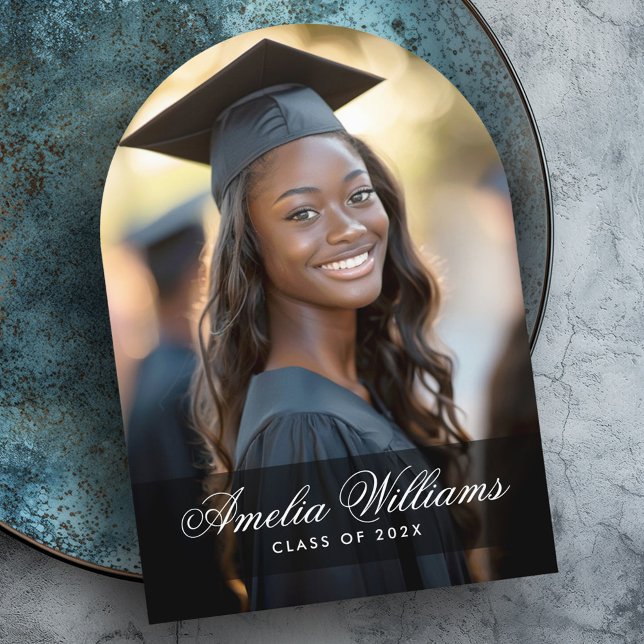 Anúncio de graduação de foto do nome de script ele (Elegant script name photo graduation announcement)