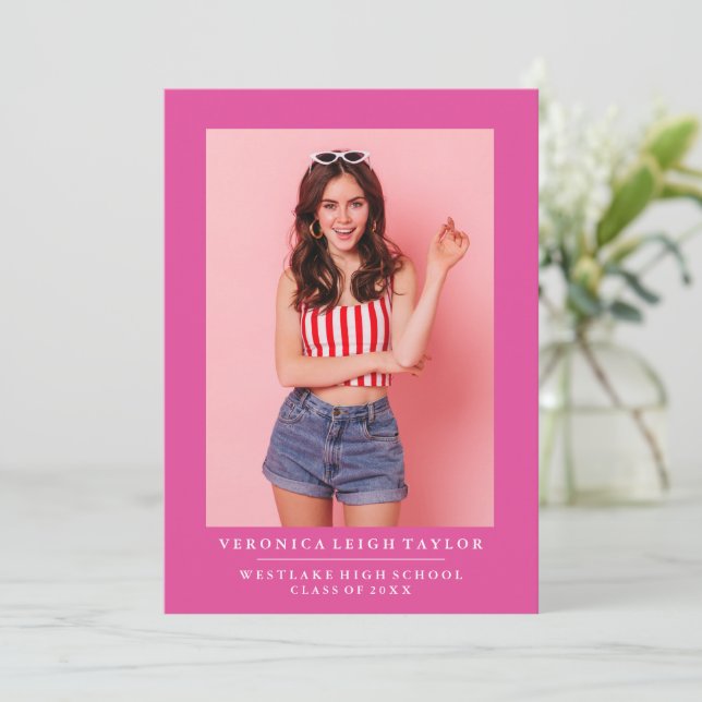 ANÚNCIO DE GRADUAÇÃO DE FOTOGRAFIA MINIMALISTA BÁS (Em pé/Frente)