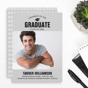 Anúncio de Graduação de Fotografias de Formando Mo