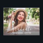 Anúncio de Graduação de Fotos de Script de Tendy M<br><div class="desc">Cartão-postal de Anúncio de Graduação de Foto do Script de Tendência Moderna</div>