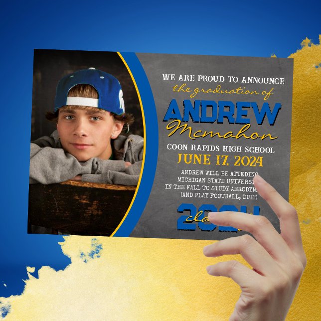 Anúncio de Graduação de Quadro Azul e Dourado (Blue & Gold Chalkboard Photo Graduation Announcements. Available printed or digital download)