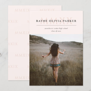 Anúncio de graduação do MMXX com Numeral Romano 20