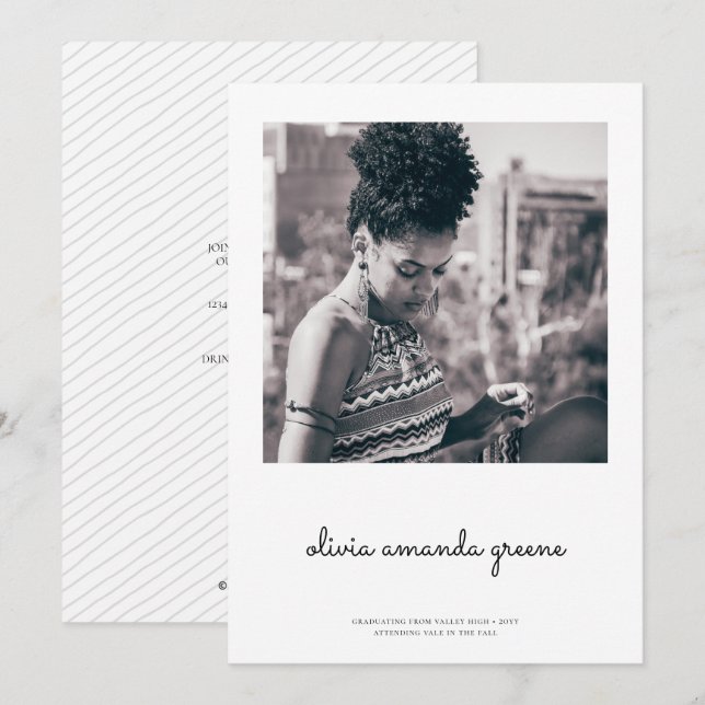 Anúncio de graduação minimalista (Frente/Verso)