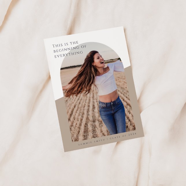 Anúncio de Graduação Simples Moderno (Criador carregado)