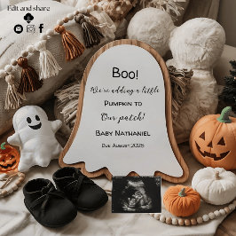 Anúncio de gravidez fofo com tema de Boo do Hallow