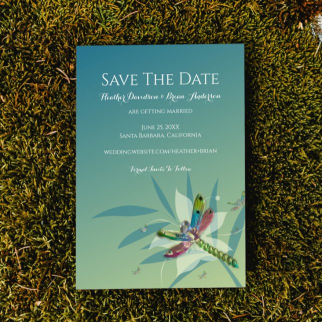 Anúncio de Libélula em Repouso para Salvar a Data (Resting Dragonfly Save the Date Wedding Announcement)