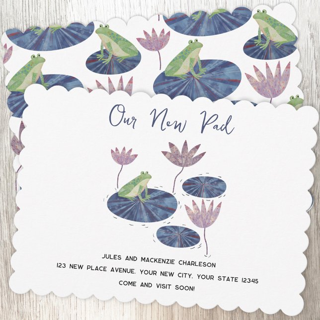 Anúncio de mudança de endereço do Sapo Lily Pad (Fun watercolor frog Our New Pad personalized custom text moving new home change of address card)
