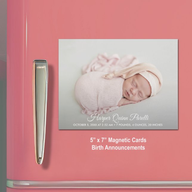 Anúncio de Nascimento da Foto Elegante (5" x 7" magnetic card birth announcements (smaller sizes in our collection.))