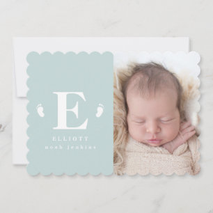 anúncio de nascimento de fotografia de um bebê m