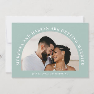 Anúncio de Noivado Save the Date com Arco
