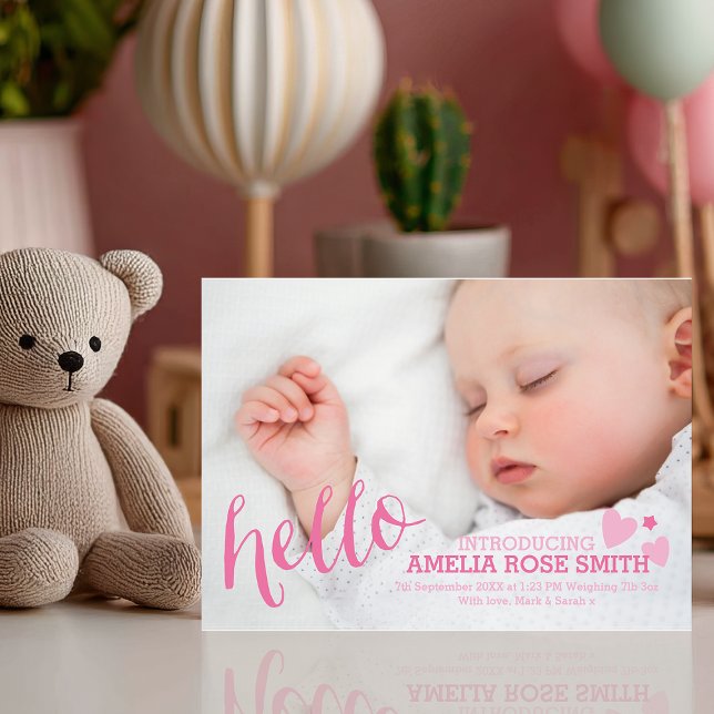 Anúncio de nova menina/bilhete de agradecimento (Say "hello" to your little one with this charming and customizable baby girl announcement card.)