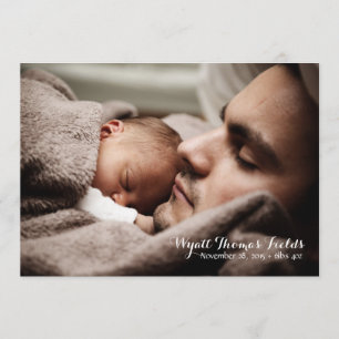 Anúncio do bebê no roteiro branco simples