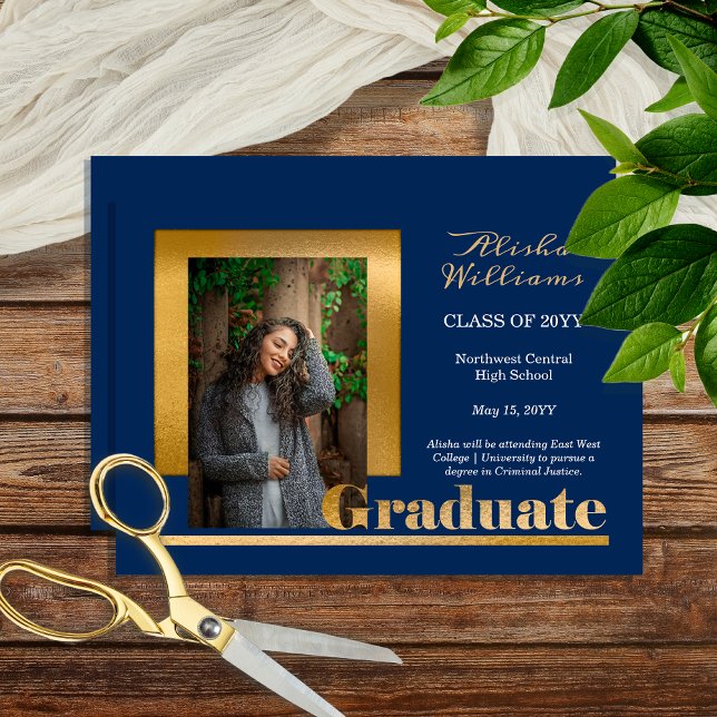 Anúncio Dourado Elegante Classy Formando 1 Foto Azul (Classy Elegant Gold Tone Text "Graduate" One Photo Blue Graduation Announcement - Print | Download)