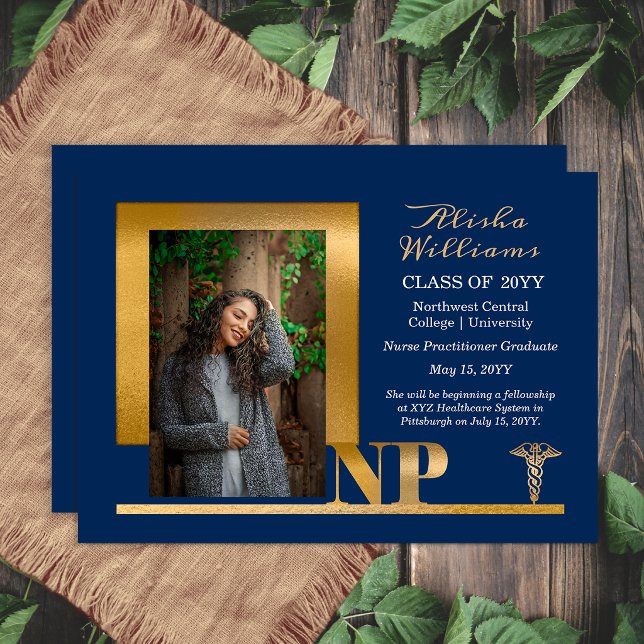 Anúncio Elegant Blue Gold NP Enfermeira Praticante (Elegant blue and gold NP graduation announcement with modern photo layout)