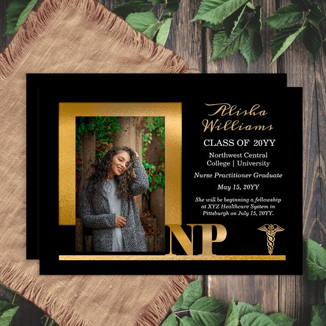 Anúncio Enfermeira Praticante Elegante Black Gold NP (Elegant black and gold NP graduation announcement with modern photo layout)