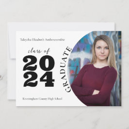 Anúncio Ensino Médio Minimalista Foto Única de Graduado