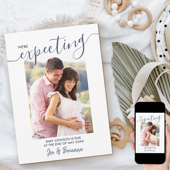 Anúncio Esperando uma gravidez rosa do Marinho de script E (Criador carregado)