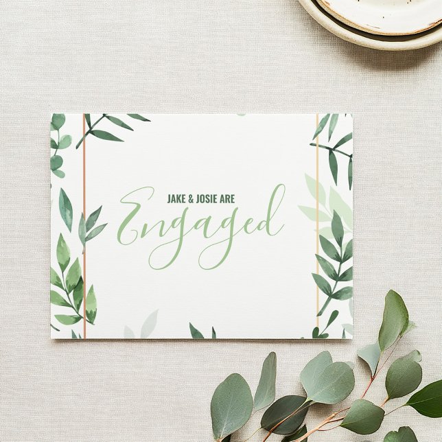 Anúncio Folhas verdes, borda dourada, festa noiva (Green Leaves Engaged Announcement Party Card. Elegant watercolor style green foliage)