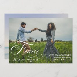 Anúncio Forever tem um belo anel para o Noivado fotográfic