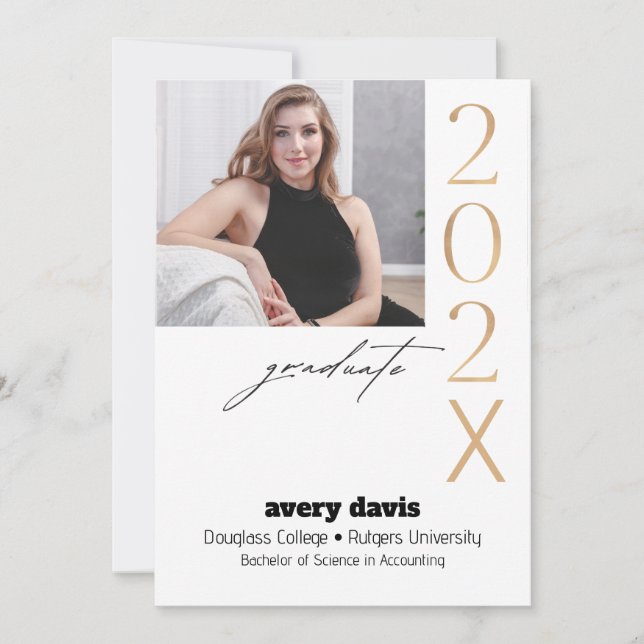 Anúncio Formando 202X Dourado Fundo Branco de Foto (Frente)