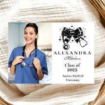 Formando da Escola de Enfermagem do Arco Negro