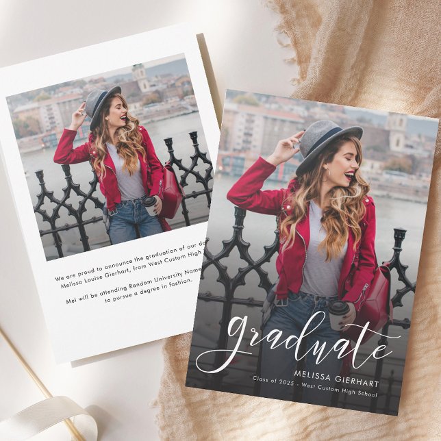 Anúncio Formando de Script de Graduação Elegante Foto 2025 (2025 Graduation Script 2 Photos Announcement)