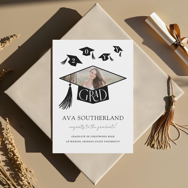 Anúncio Formando Moderno Elegante e Graduação de Foto Tass (Elegant Modern Grad Cap & Tassel Photo Graduation Announcement)