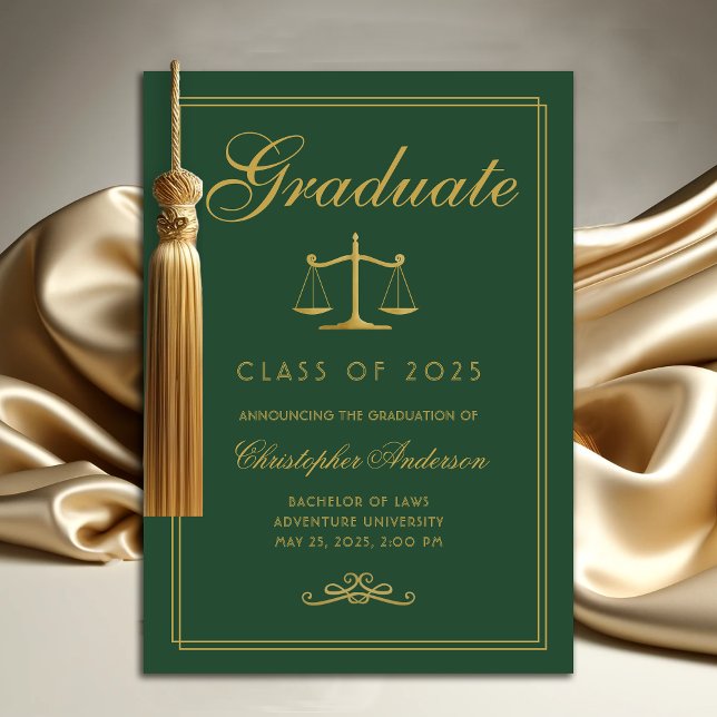 Anúncio Formatação Dourada da Lei (Green and gold Scales of Justice College Graduation Announcement for Lawyers)