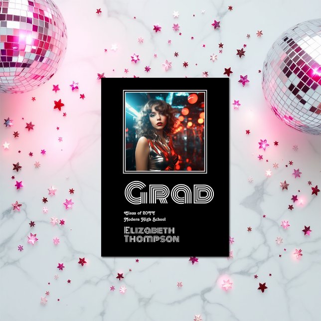 Anúncio Foto de Graduação de Disco Retroativo Negrito (Bold Retro Disco Graduation Photo Announcement)