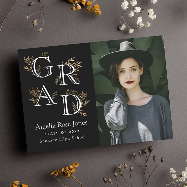 Anúncio Foto de Graduação Floral Preta e Branca (Criador carregado)